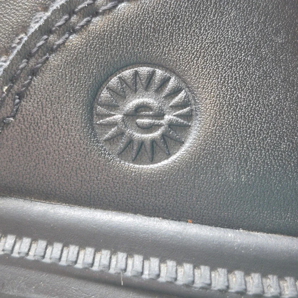 Earth Spirit Shoes‎ Mens Size 10W Black Leather Hook & Loop Layton MNES41ER014